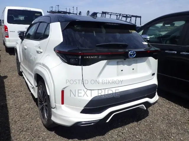 Toyota Yaris Cross 2021 Pearl