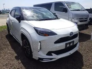 Toyota Yaris Cross 2021 Pearl