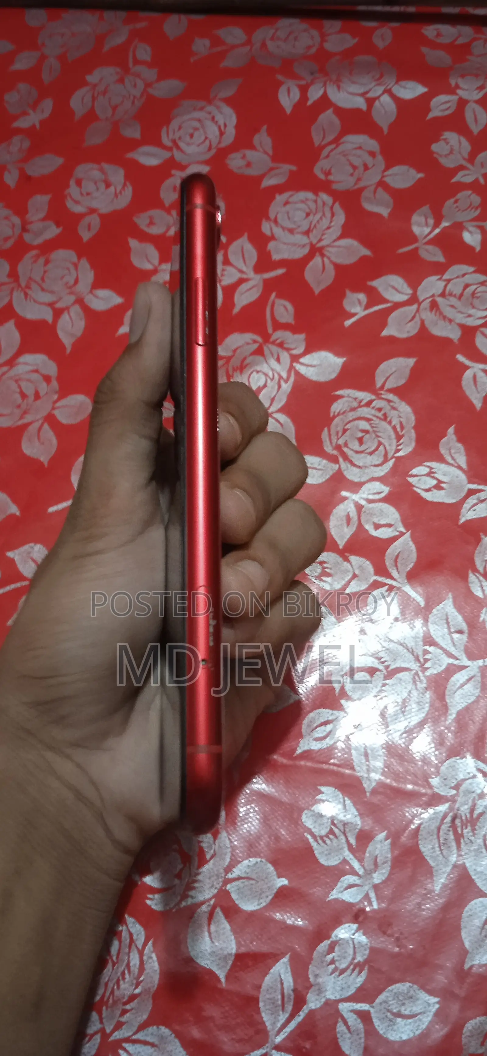 Apple iPhone XR 64 GB Red