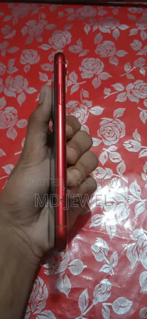 Apple iPhone XR 64 GB Red