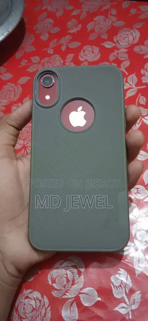 Apple iPhone XR 64 GB Red