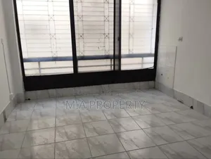 গুলশানে সেমি-ফার্নিশড ৪ বেডরুমের অ্যাপার্টমেন্ট ভাড়া হবে