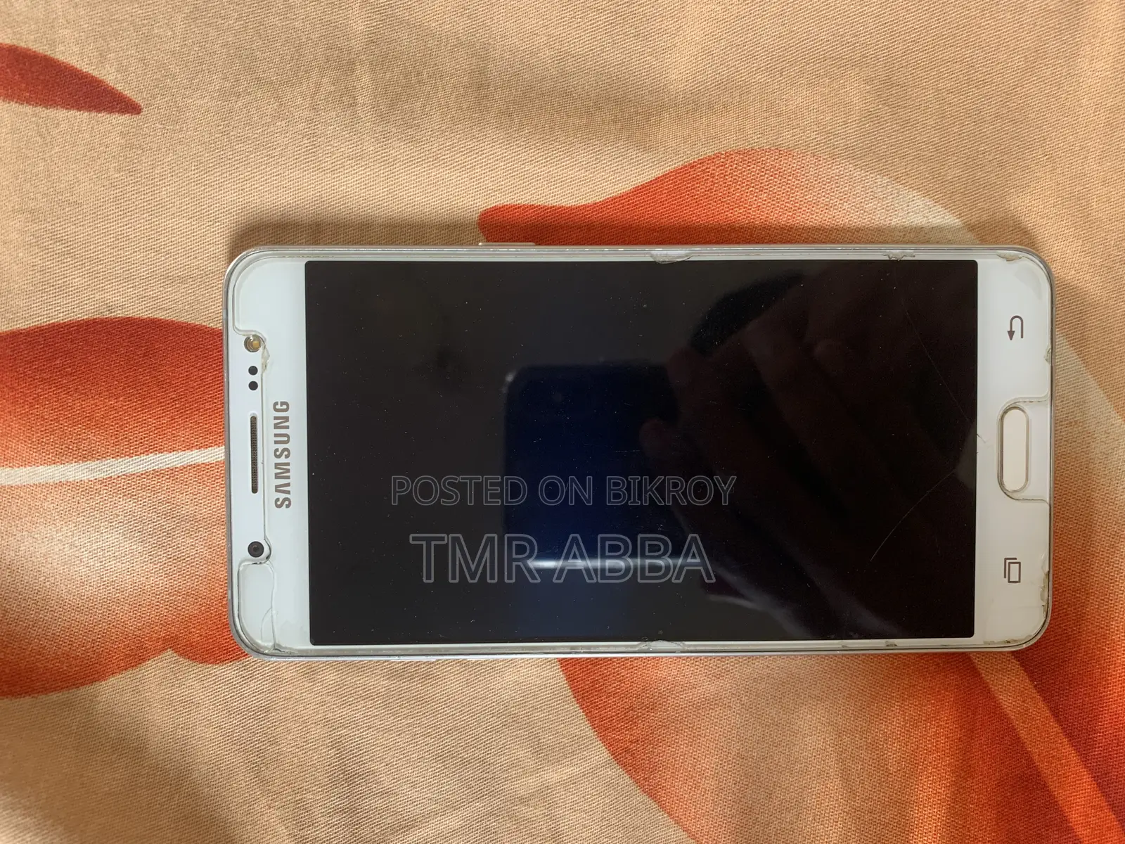 New Samsung Galaxy J5 16 GB White