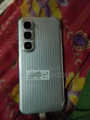 Infinix Hot 60 Pro+ 128 GB Silver