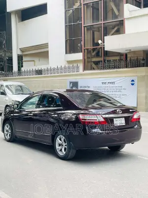 New Toyota Premio 2011 Maroon