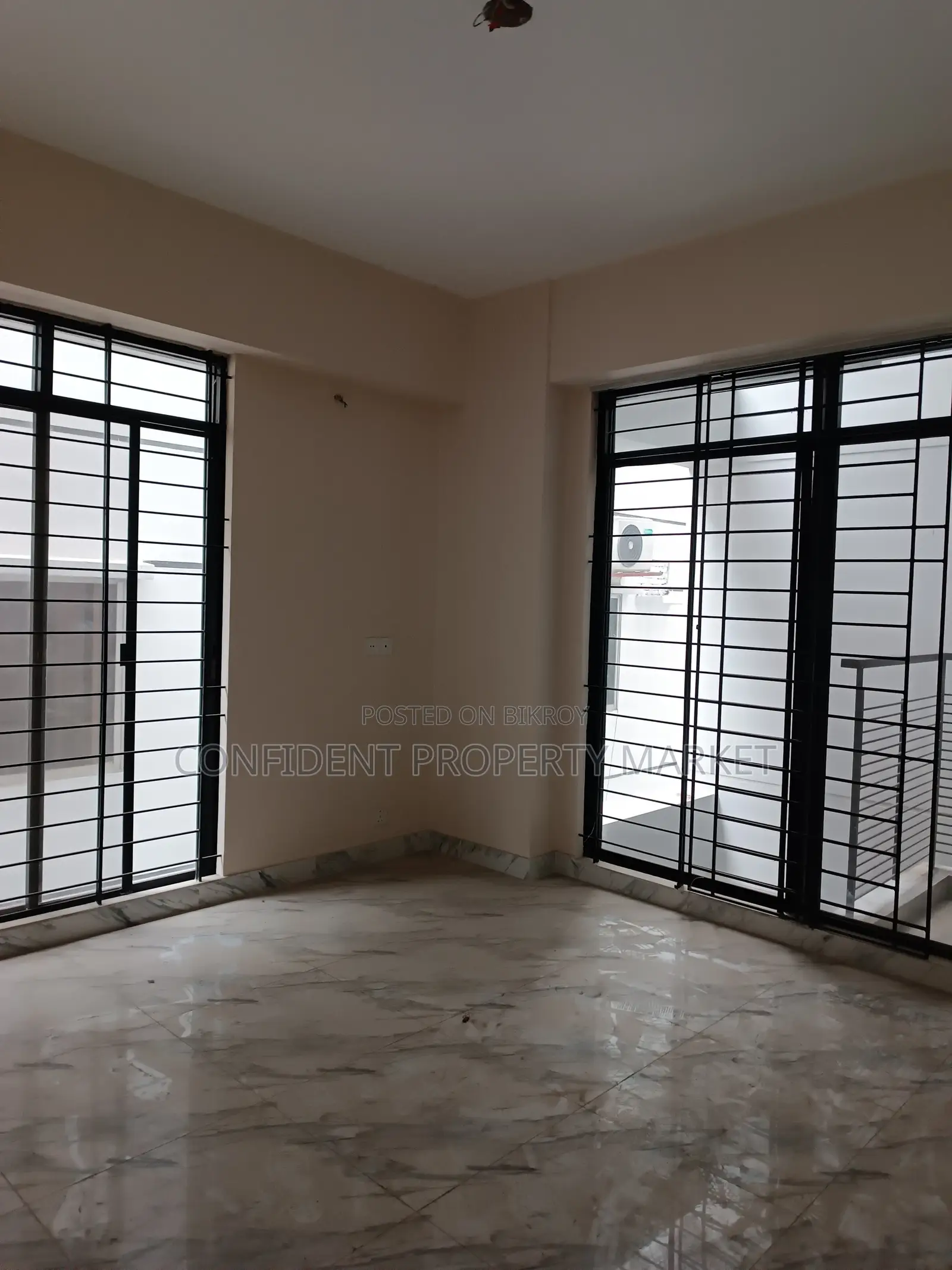 4-bedroom Apartment in Confident Property, Baridhara for Rent