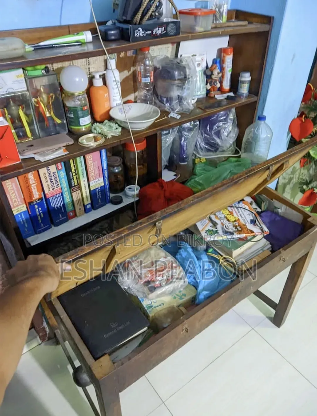 Reading Table