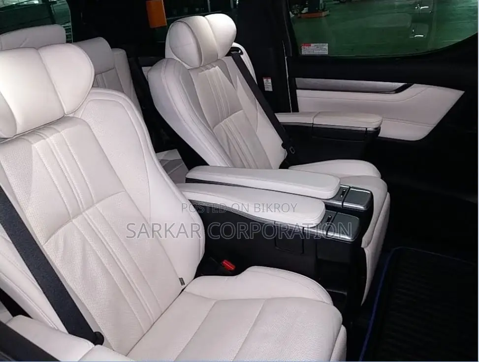 Toyota Alphard 2019 Pearl