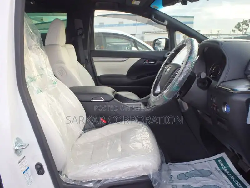 Toyota Alphard 2019 Pearl