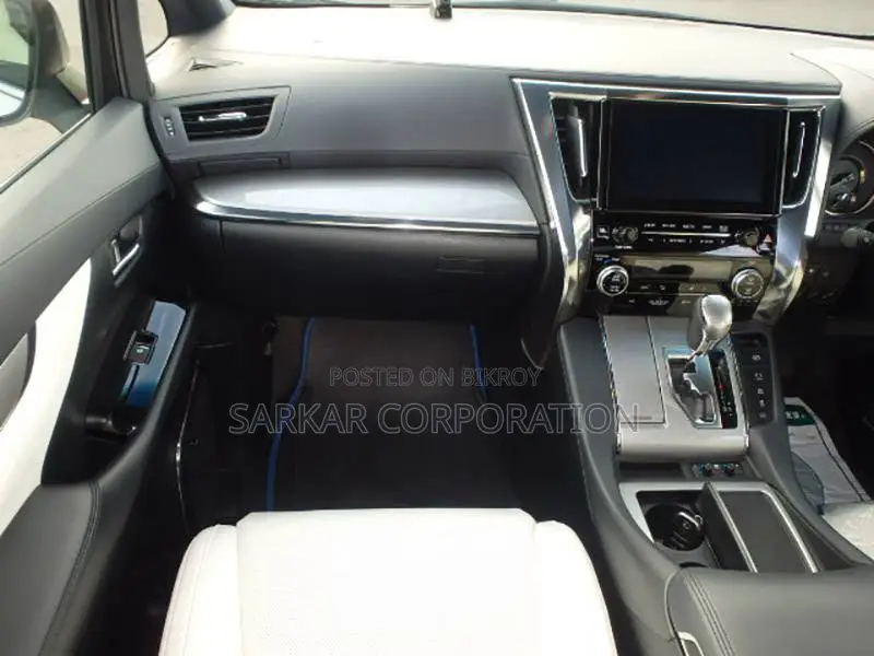 Toyota Alphard 2019 Pearl