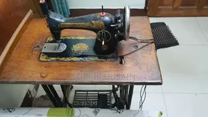Singer Sewing Machine