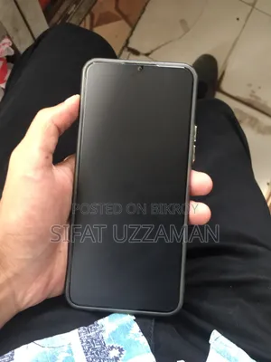 Vivo Y16 64 GB Gold
