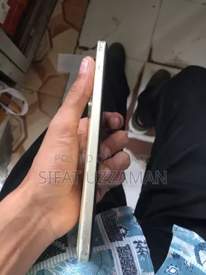 Vivo Y16 64 GB Gold