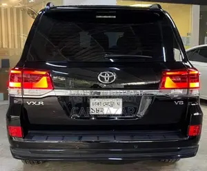 Toyota Land Cruiser 4.5 V8 VXR 2020 কালো