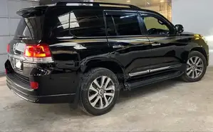 Toyota Land Cruiser 4.5 V8 VXR 2020 কালো