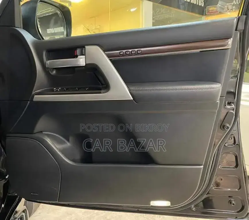 Toyota Land Cruiser 4.5 V8 VXR 2020 কালো