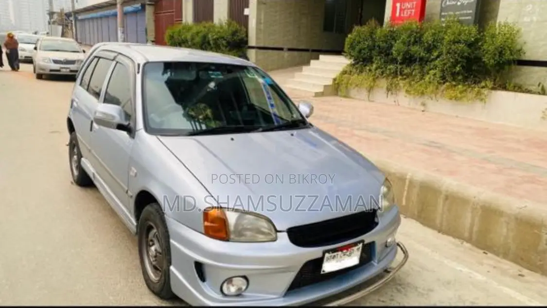 Toyota Starlet 1997 Silver