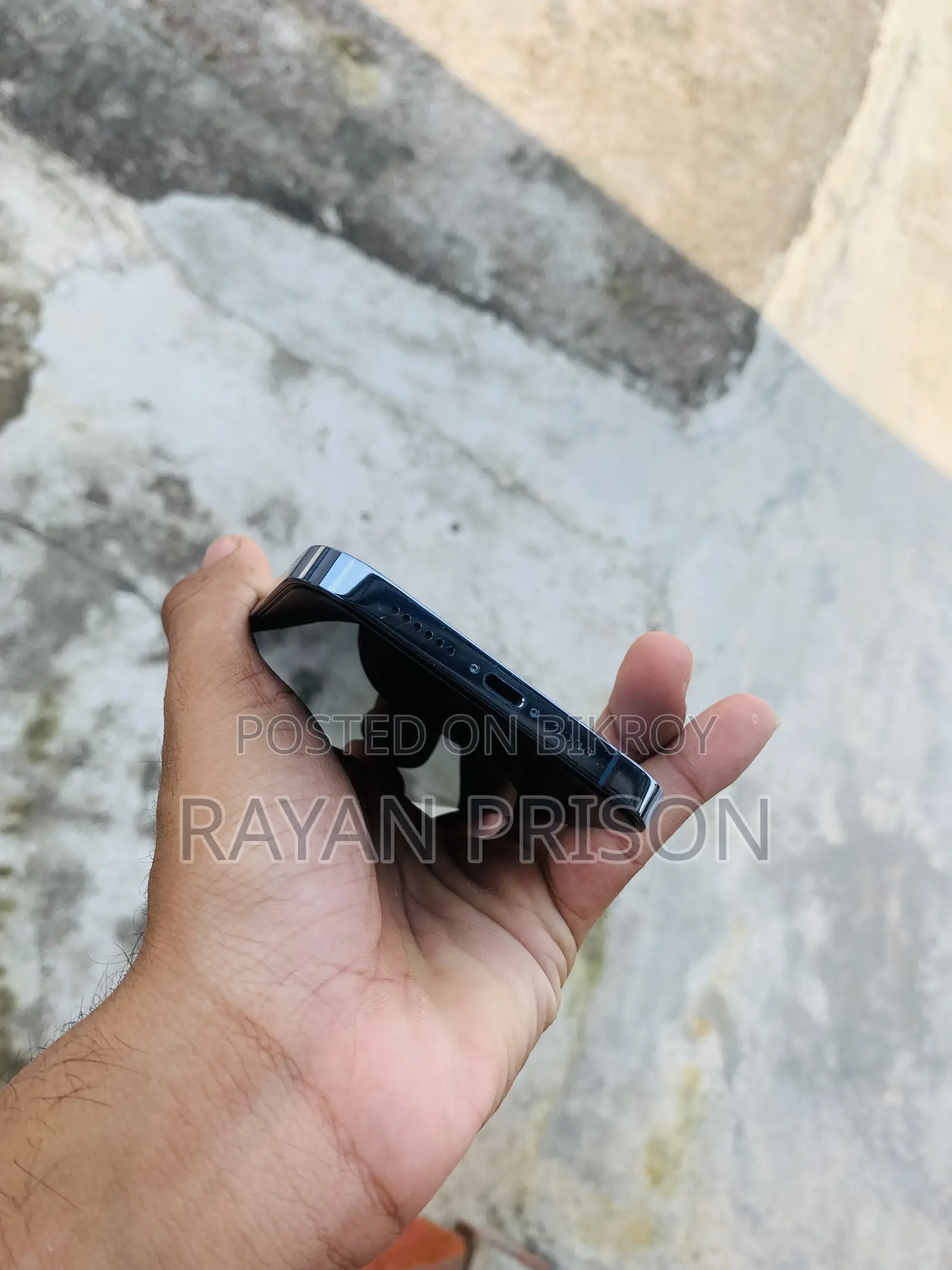 New Apple iPhone 13 Pro Max 256 GB Blue
