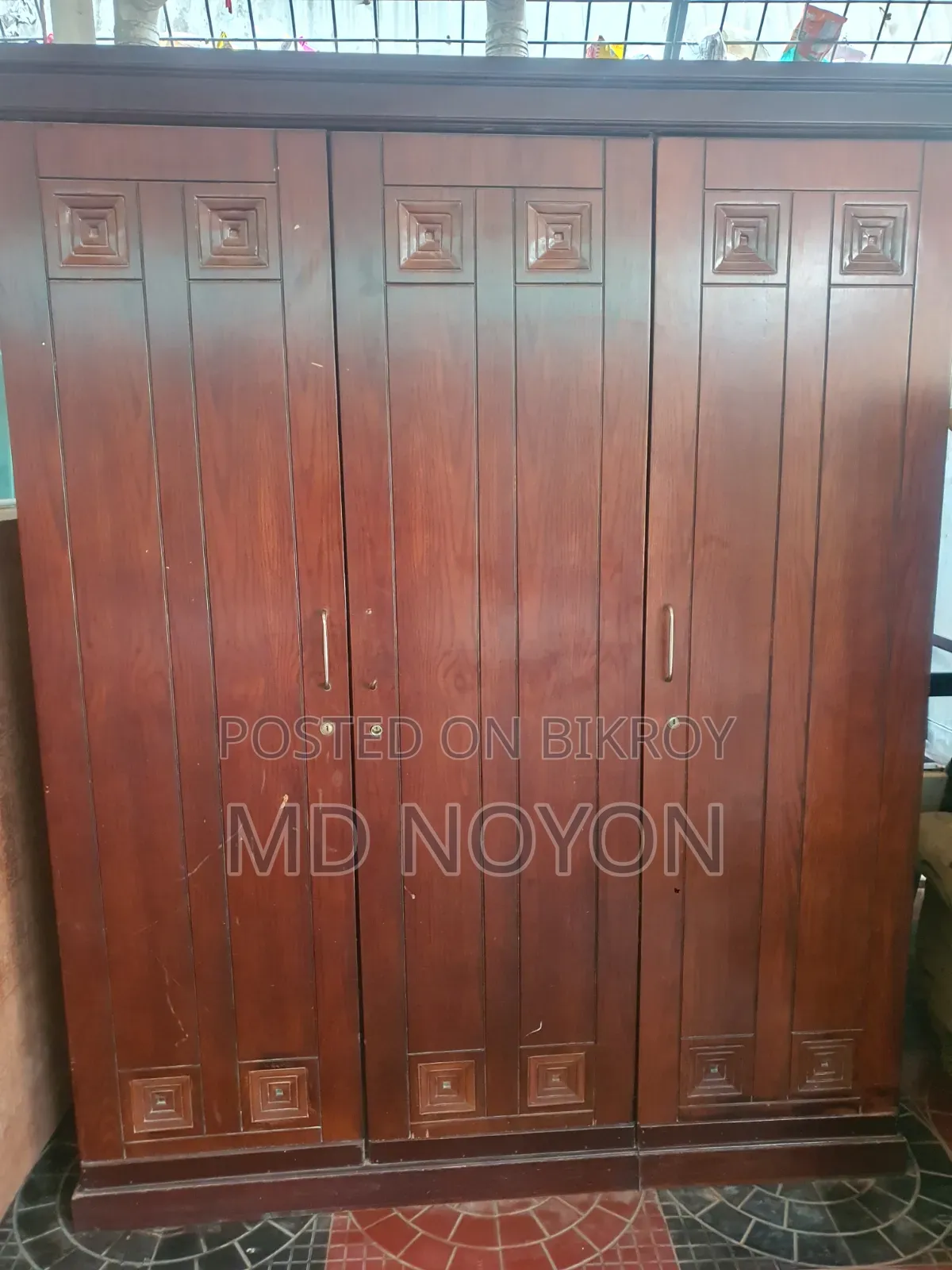পুরাতন ফারনিচার