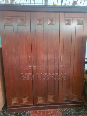 পুরাতন ফারনিচার