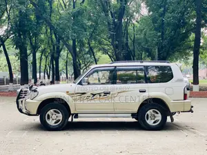 Toyota Land Cruiser Prado 4.0 Petrol TX 2002 White