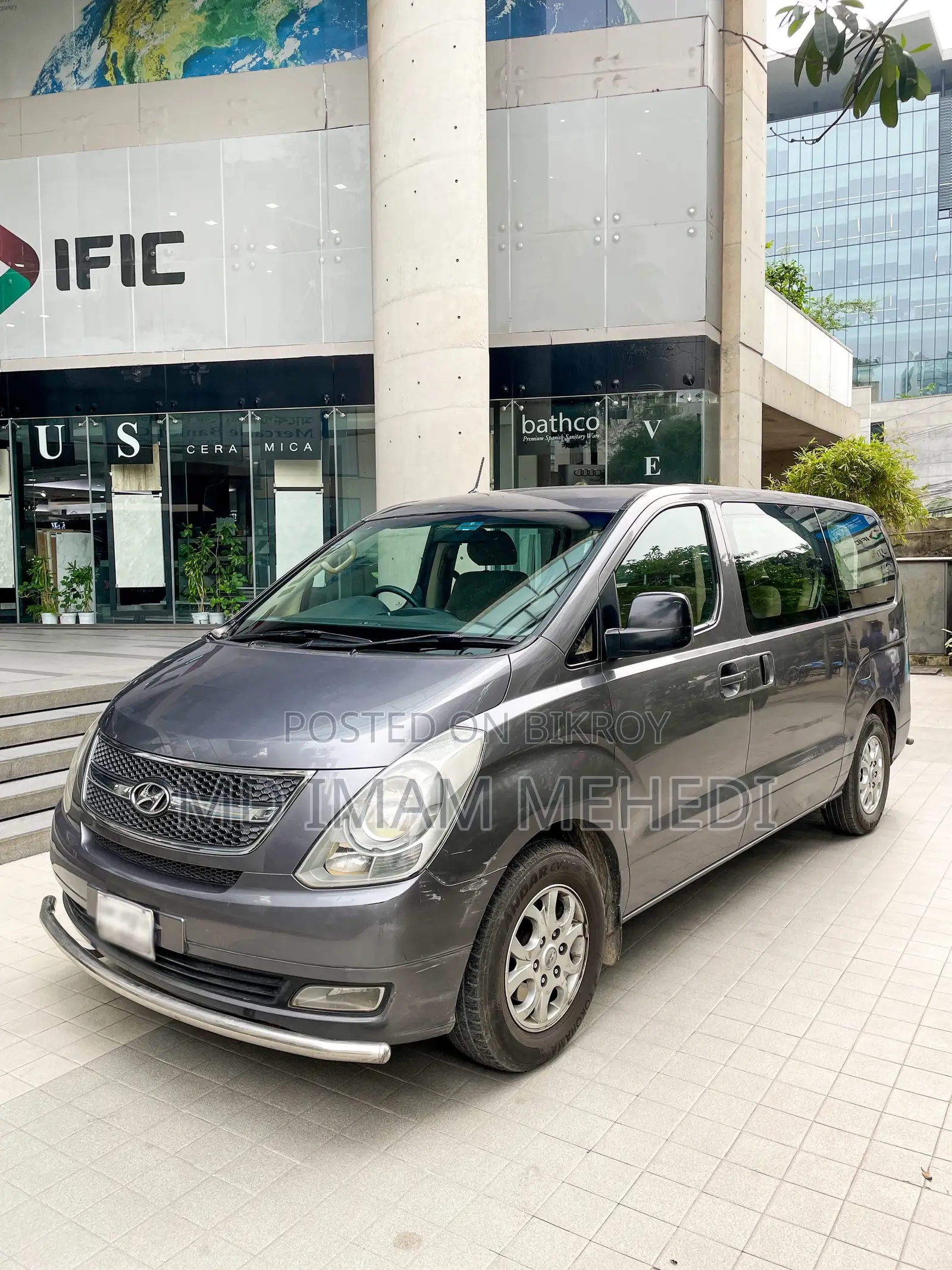 Hyundai H1 2010 Gray
