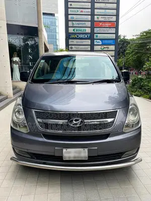 Hyundai H1 2010 Gray