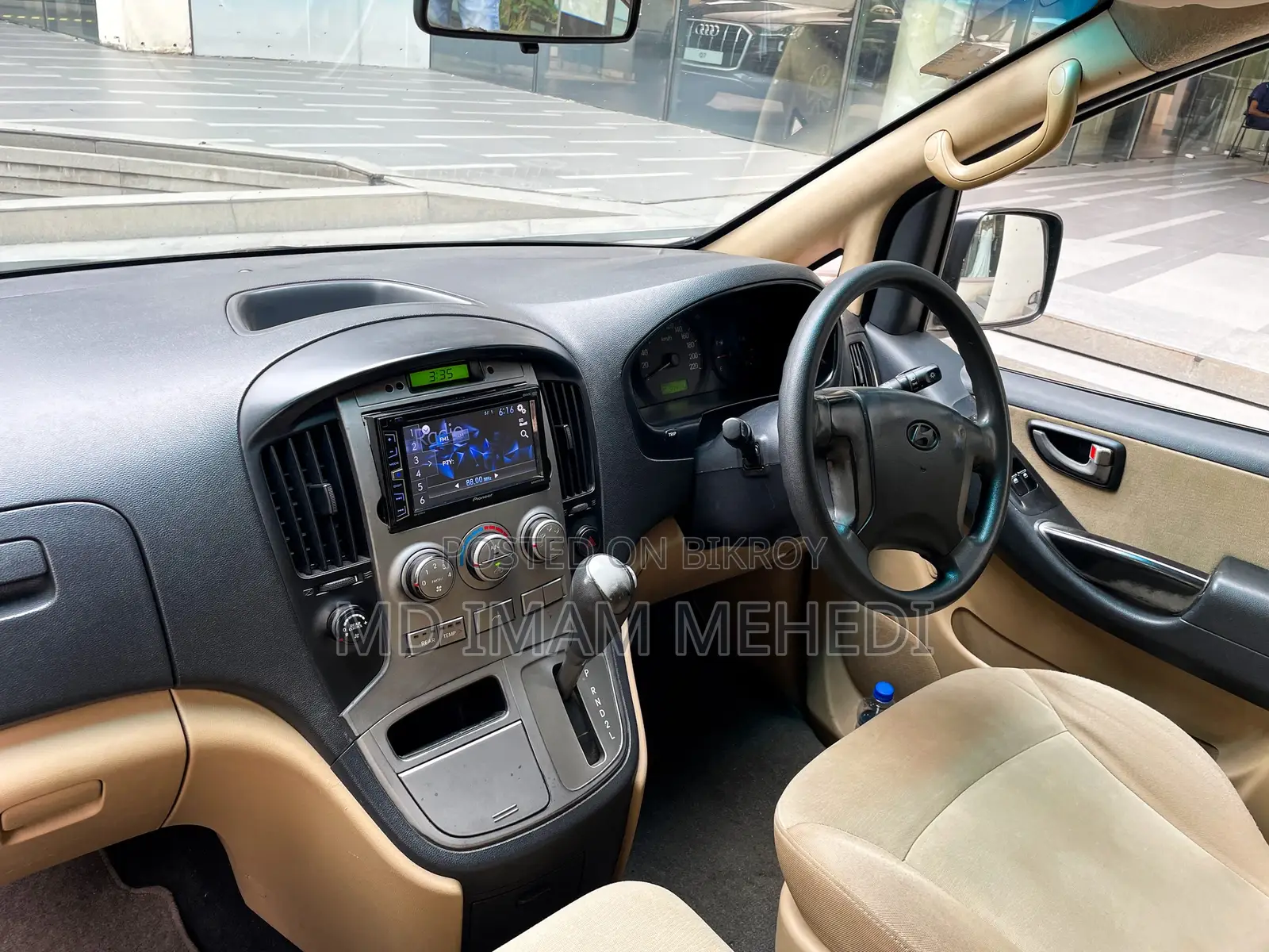 Hyundai H1 2010 Gray
