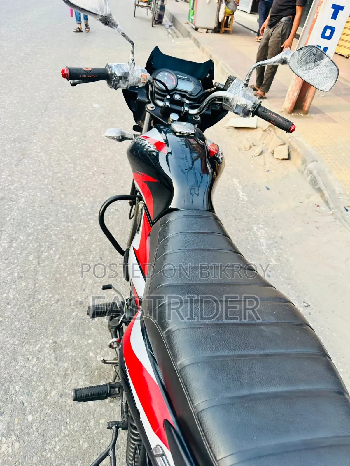 Bajaj Discover 125 2023 Black
