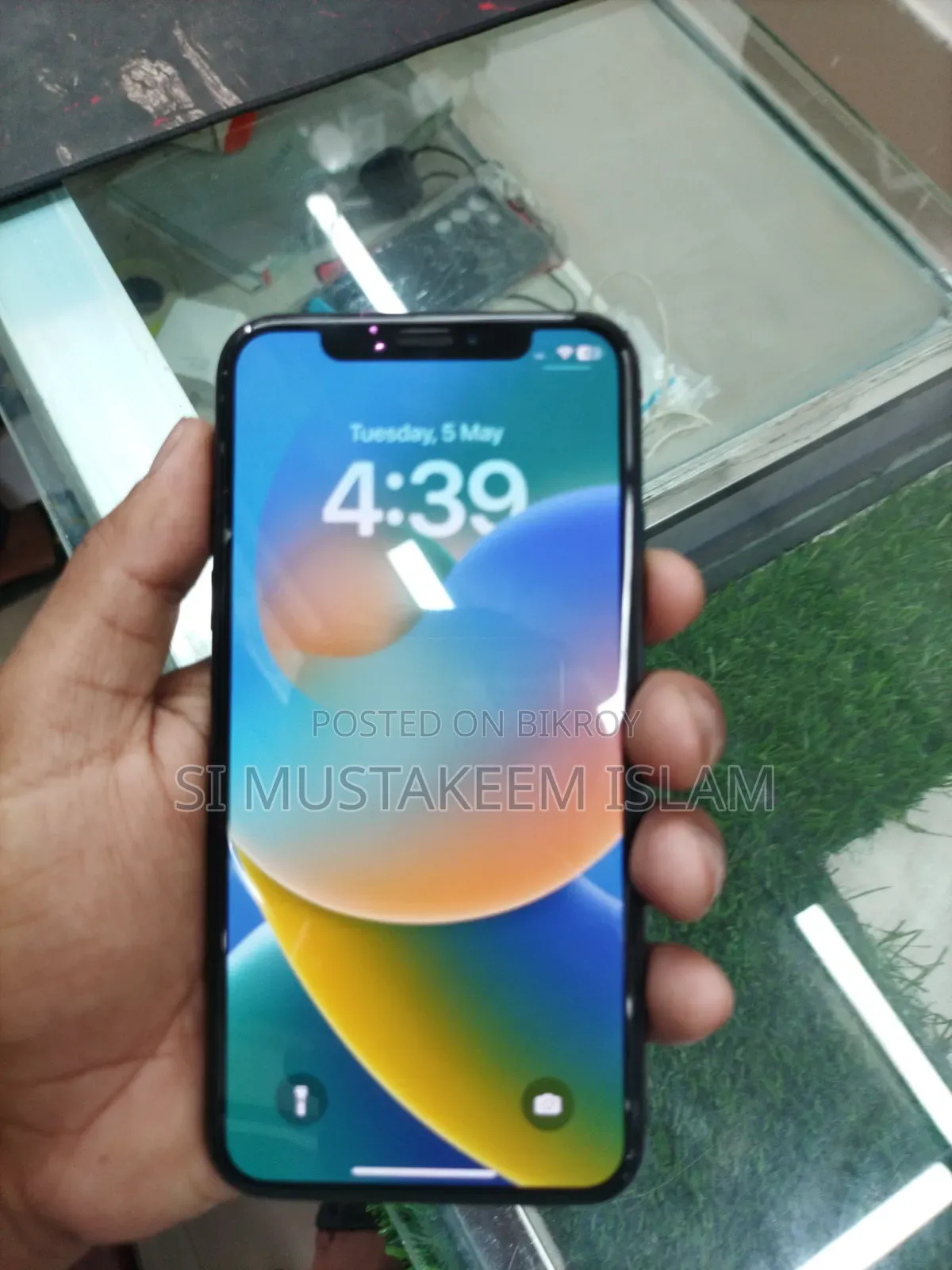 Apple iPhone X 64 GB Black