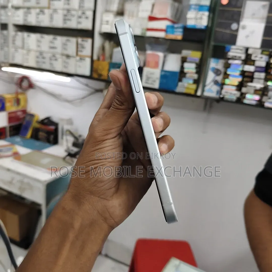 Apple iPhone 15 Plus 128 GB White