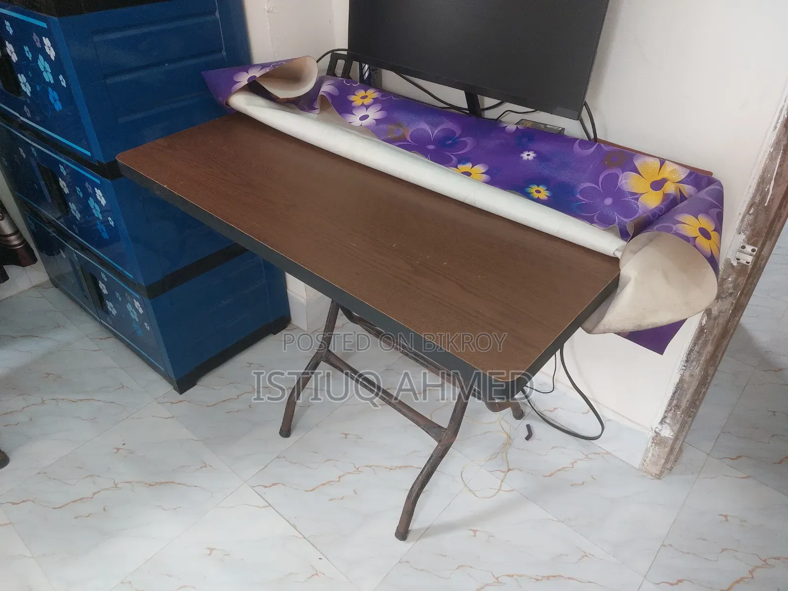 Folding Table