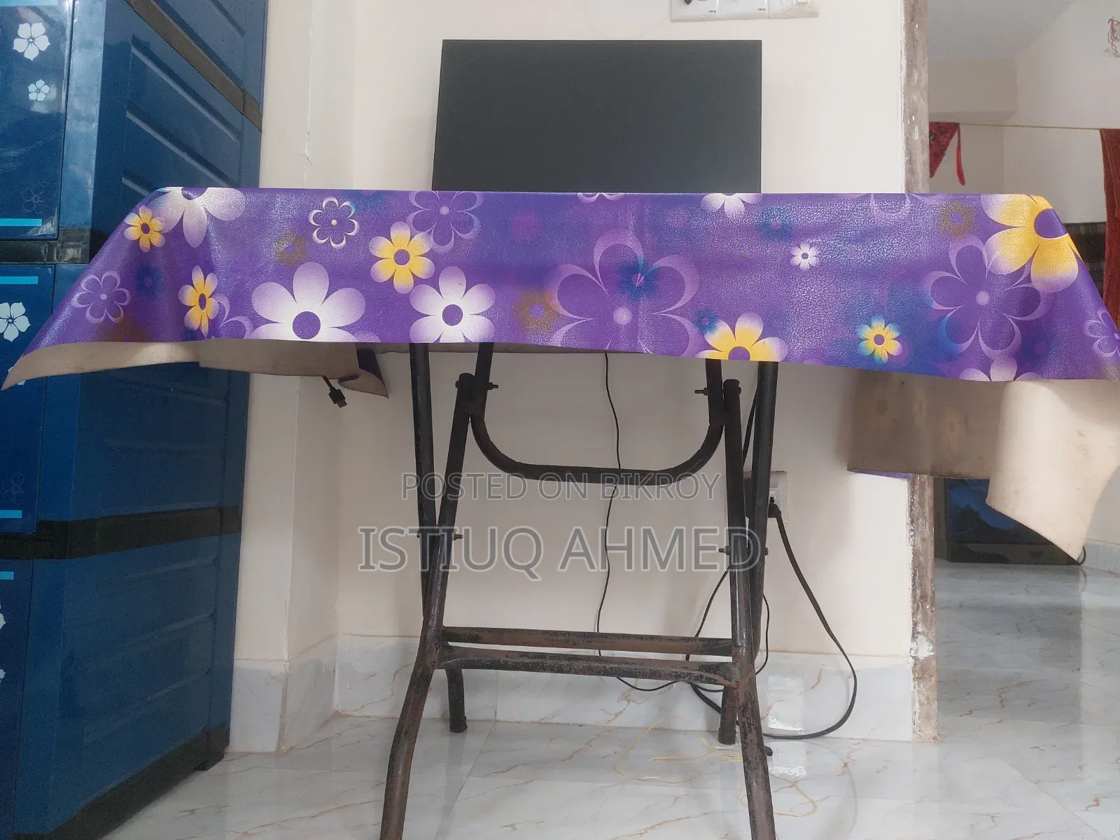 Folding Table
