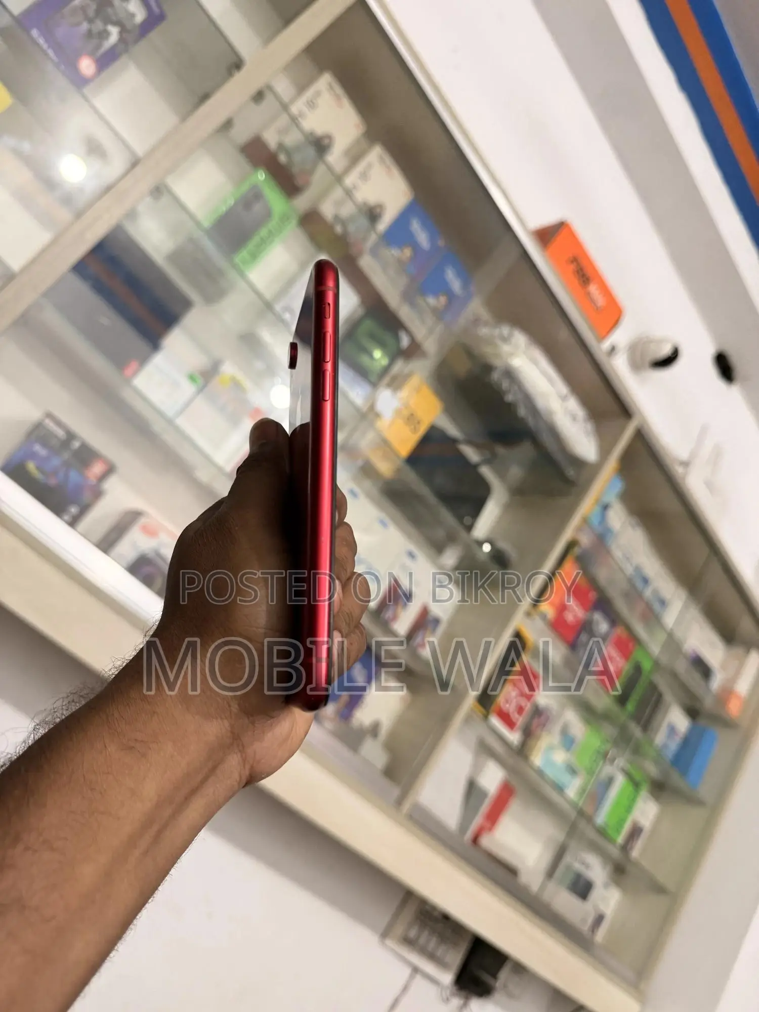 Apple iPhone XR 64 GB Red