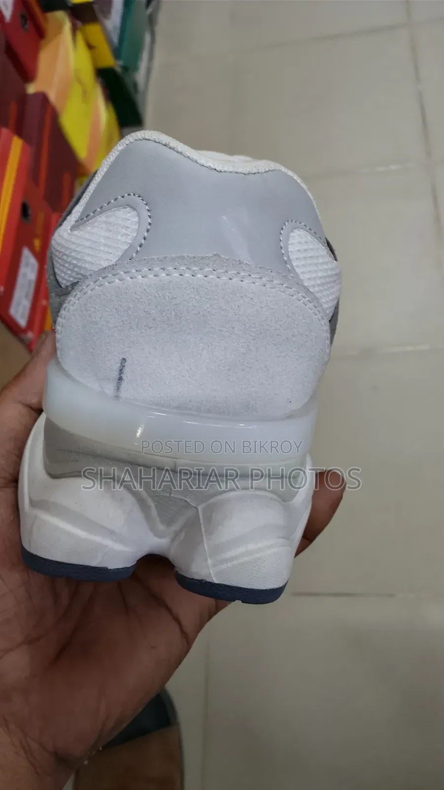 নিউ বেলেন্সিয়া 1ইস্টো 1