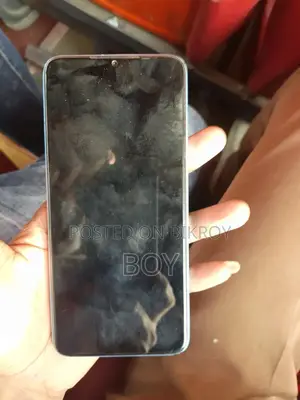 Infinix Hot 30 128 GB Blue