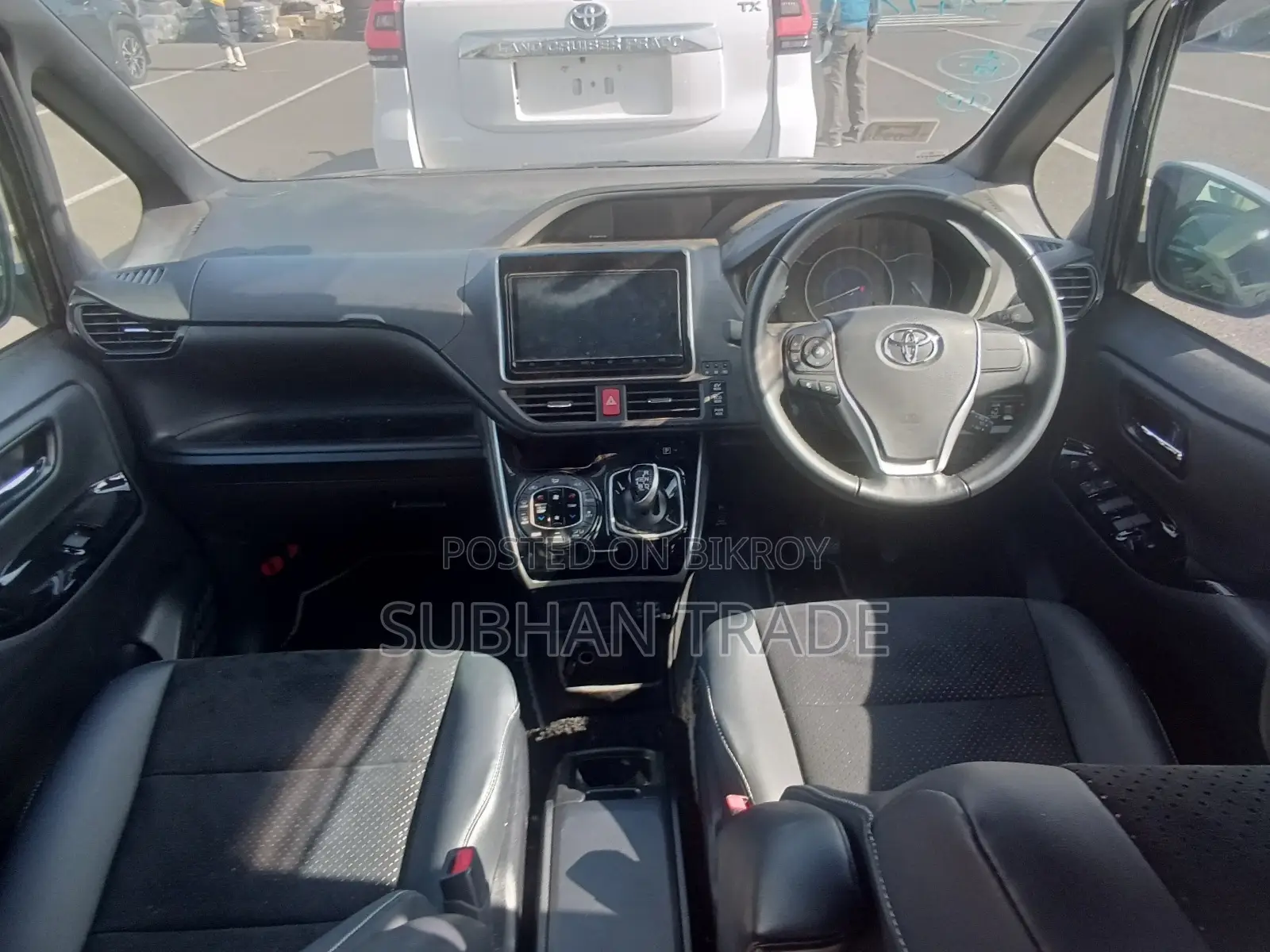 Toyota Voxy 2021 Black