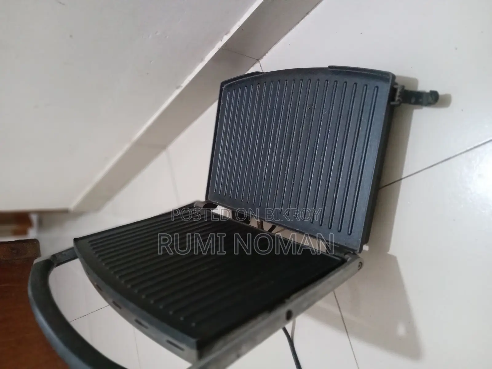 Maico Toaster. Chicken. Fish. Burger. Etc.