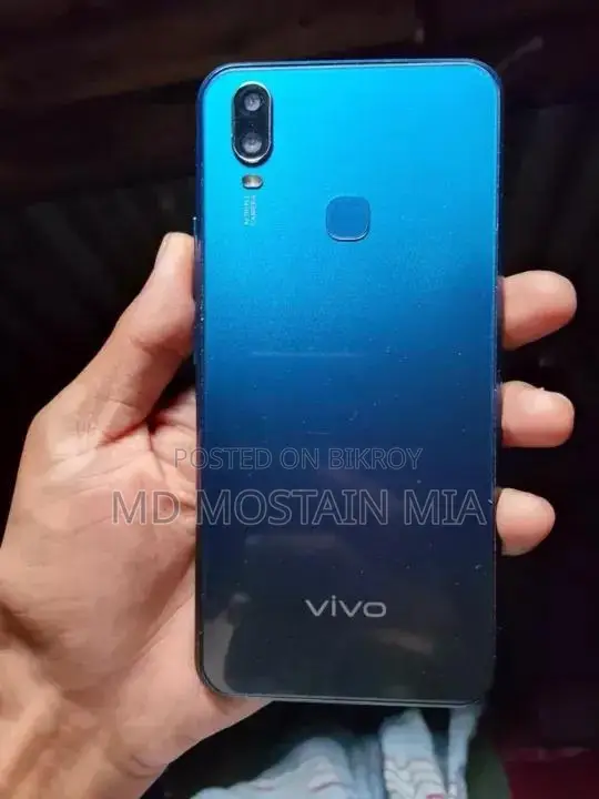 Vivo Y11 32 GB Blue