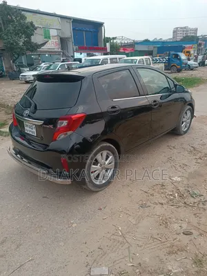 Toyota Vitz 1.5 FWD 5dr 2011 Black