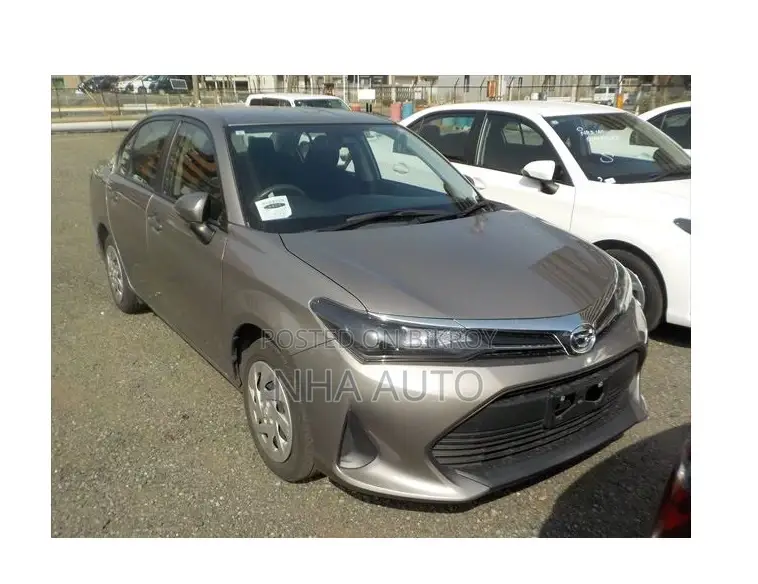 Toyota Axio ২০২২ ব্রাউন