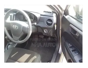 Toyota Axio ২০২২ ব্রাউন