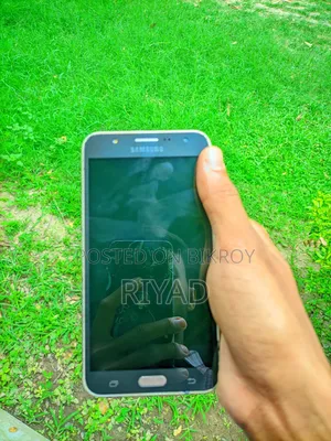Samsung Galaxy J7 32 GB Gold