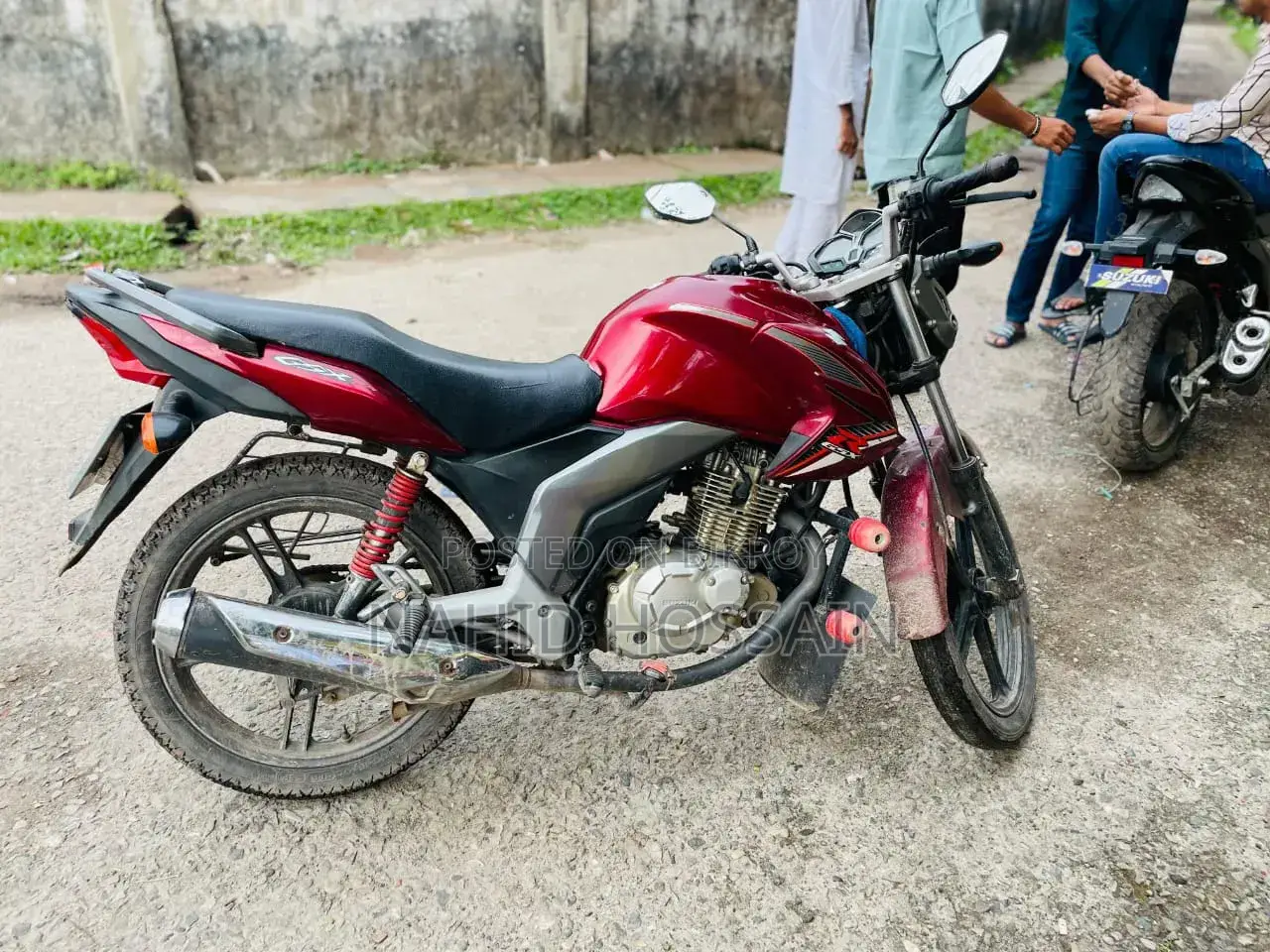 Suzuki GSX 125 2020 Red