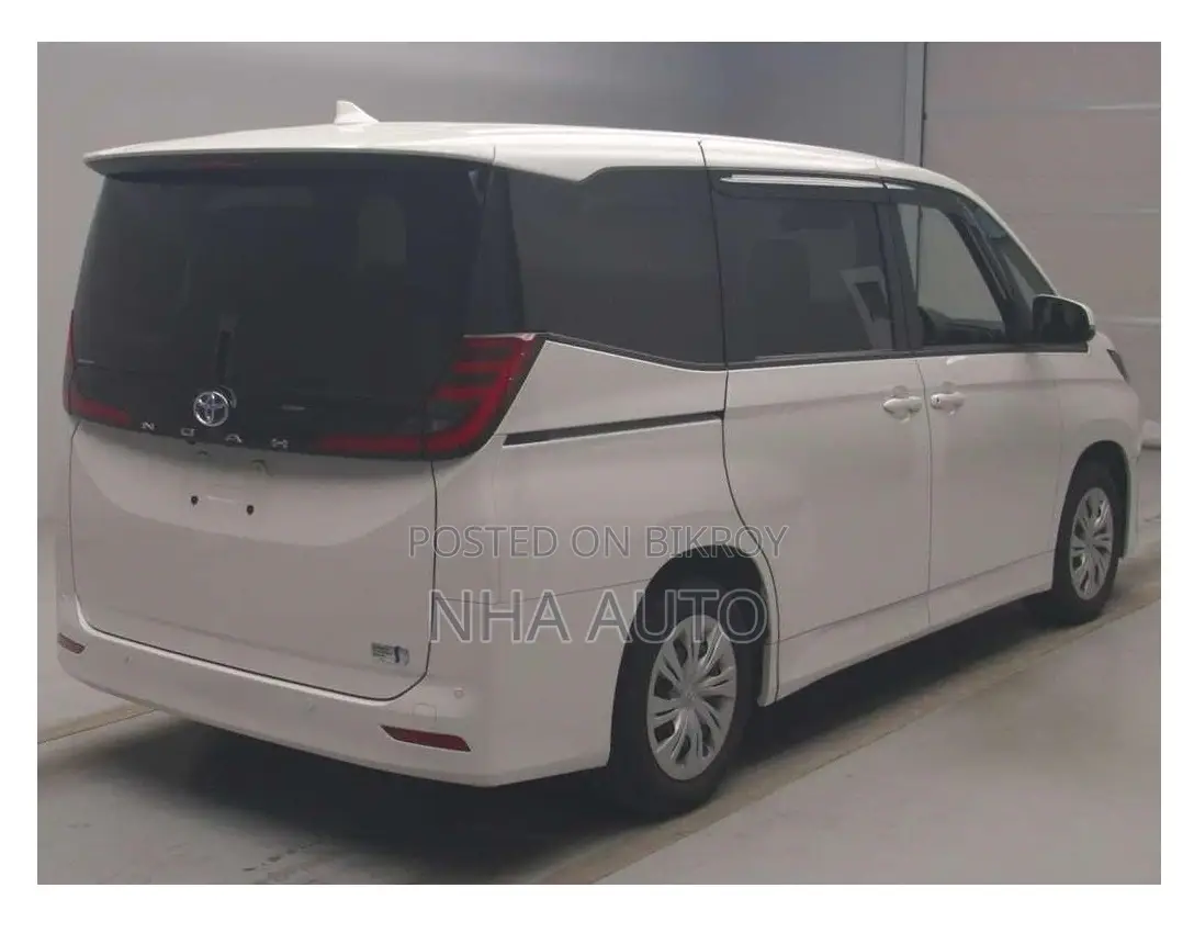 Toyota Noah 2022 Pearl