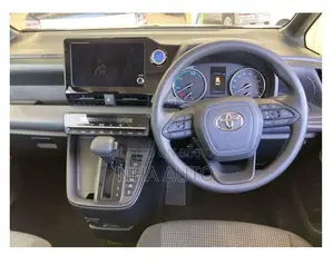 Toyota Noah 2022 Pearl