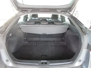 Toyota Prius L FWD 2020 Gray