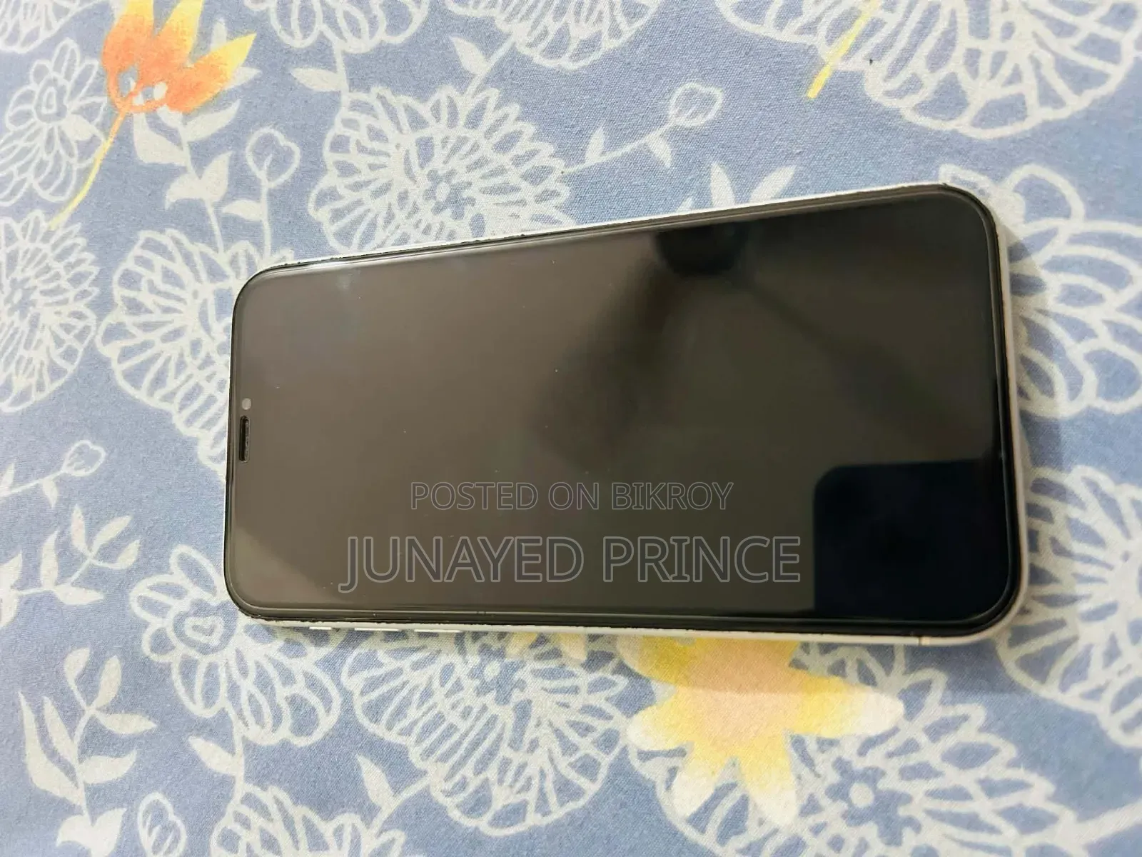 Apple XR 64 GB White