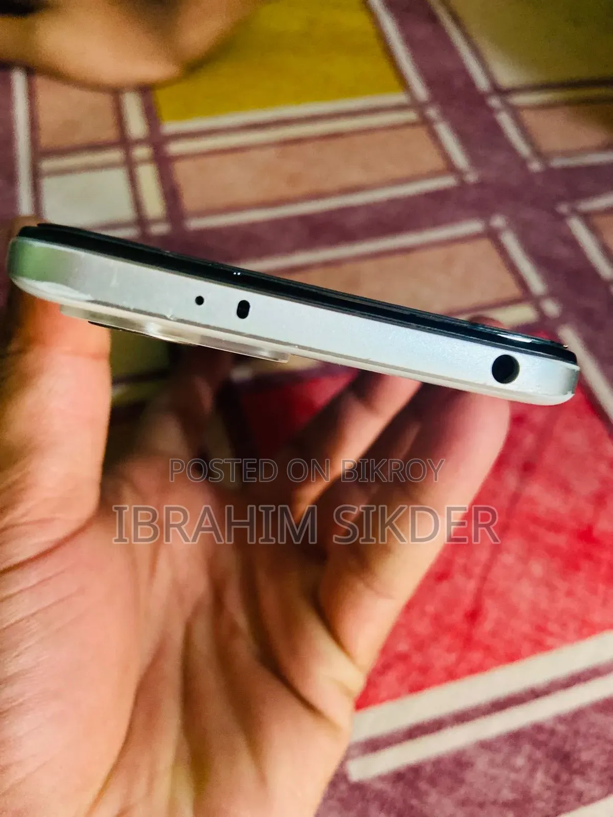 Mobile Phone 128 GB White
