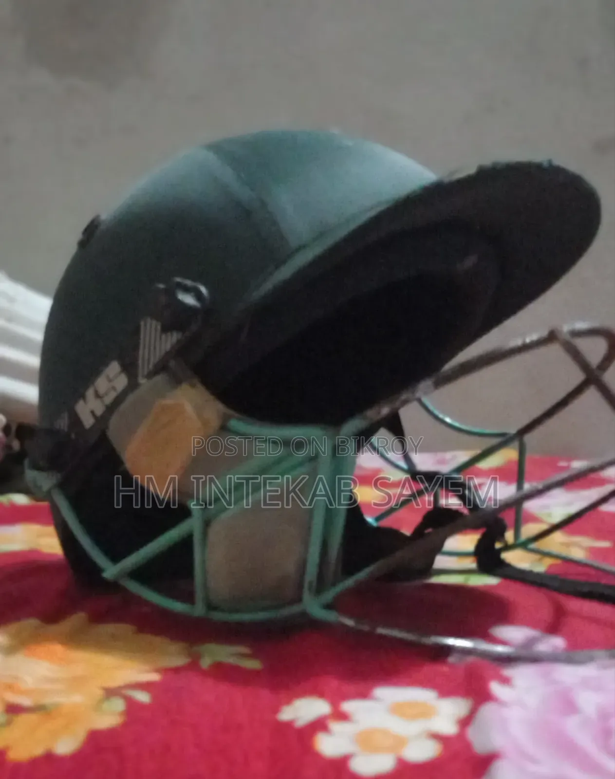 High-Quality Cricket Helmet